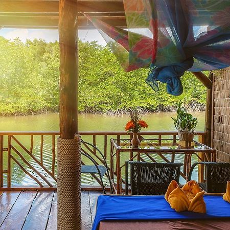 Mangroves & More @ Cambodia Сиханоуквил Екстериор снимка