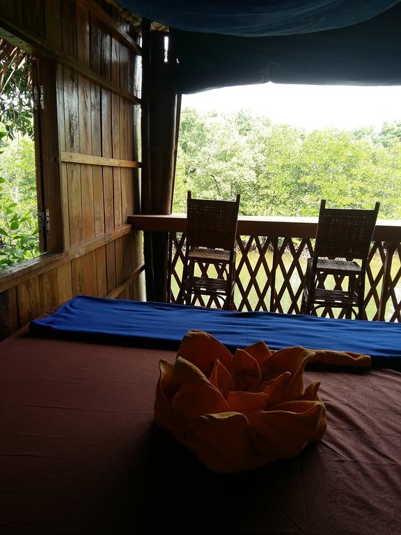 Mangroves & More @ Cambodia Сиханоуквил Екстериор снимка